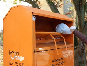 bonnorange news alttextilien Alttextilcontainer von bonnorange