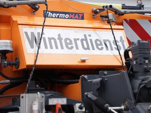 bonnorange Winterdienst Winterdienstfahrzeug von bonnorange